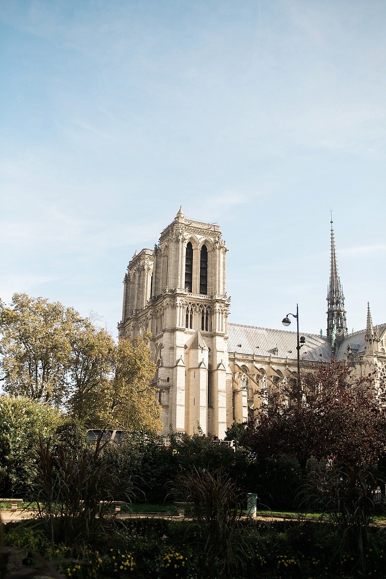 Séance engagement à Notre Dame de Paris